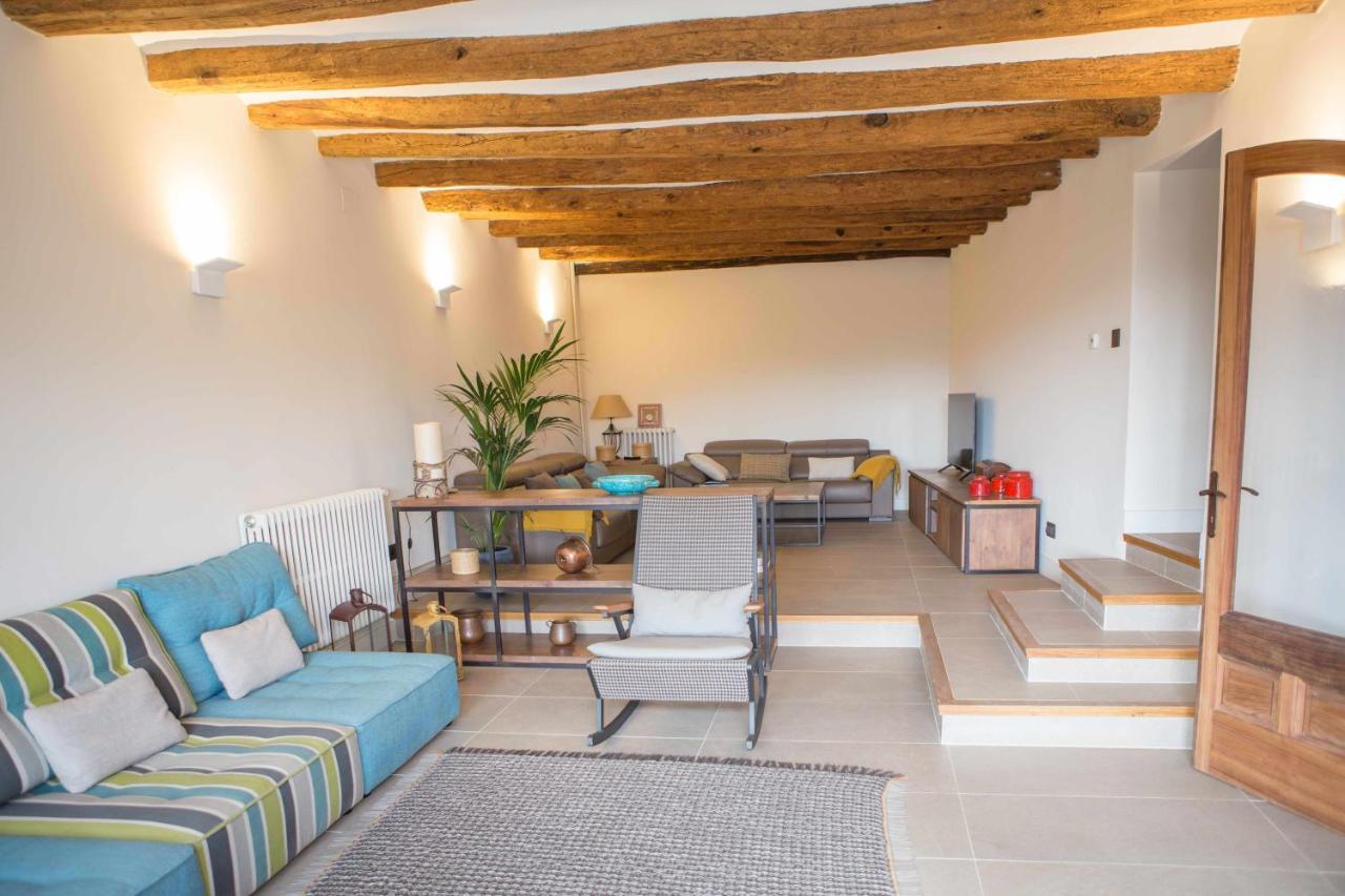 Casa Rural Masia Les Apieres El Pla de Manlleu Ngoại thất bức ảnh