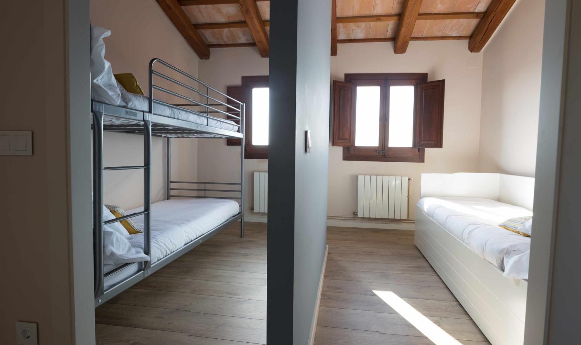 Casa Rural Masia Les Apieres El Pla de Manlleu Ngoại thất bức ảnh