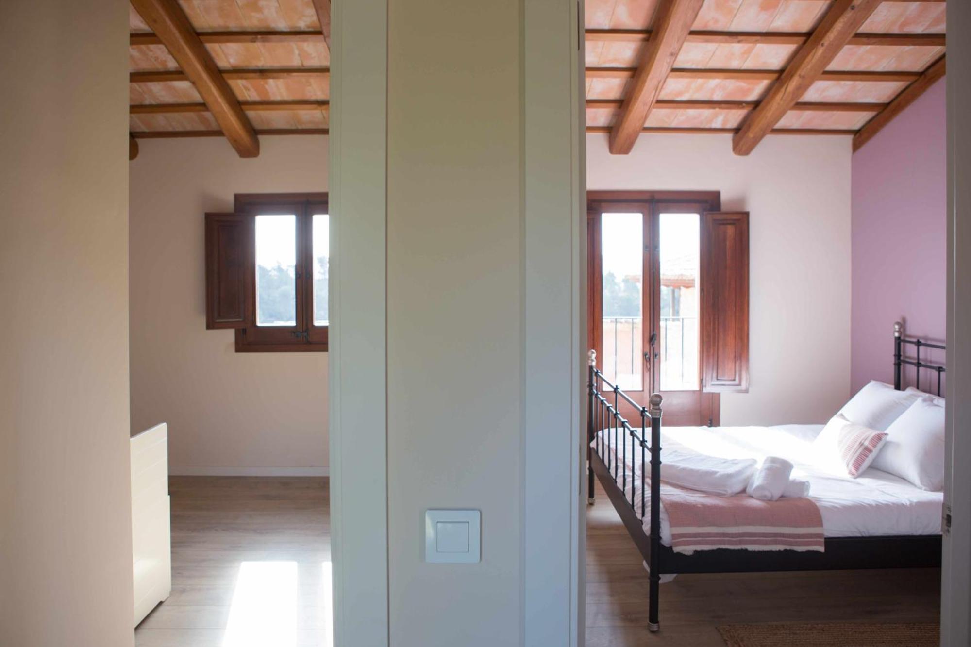 Casa Rural Masia Les Apieres El Pla de Manlleu Ngoại thất bức ảnh