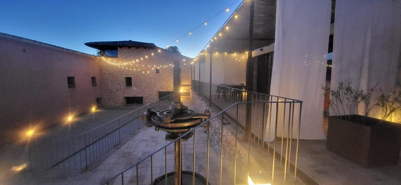 Casa Rural Masia Les Apieres El Pla de Manlleu Ngoại thất bức ảnh