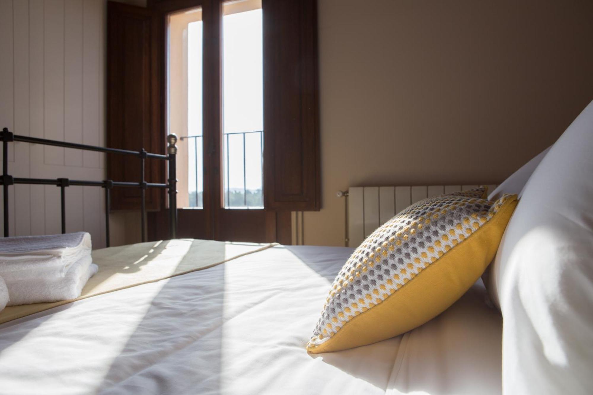 Casa Rural Masia Les Apieres El Pla de Manlleu Ngoại thất bức ảnh